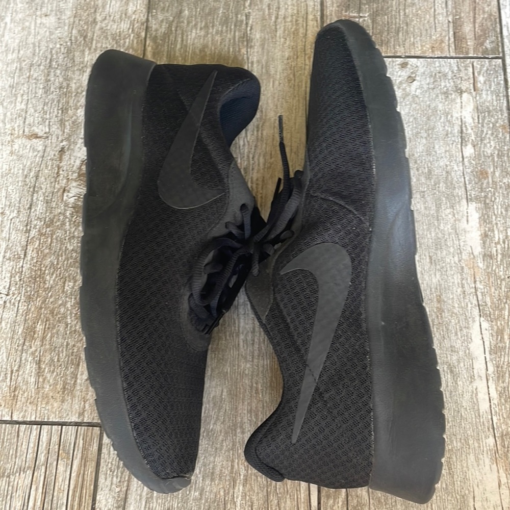 Nike Men Sneakers